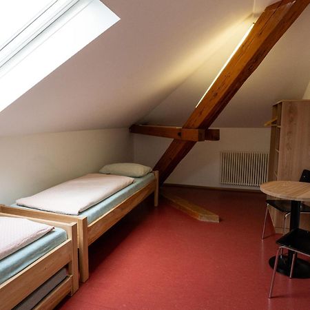 Kreuzlingen Youth Hostel Bagian luar foto