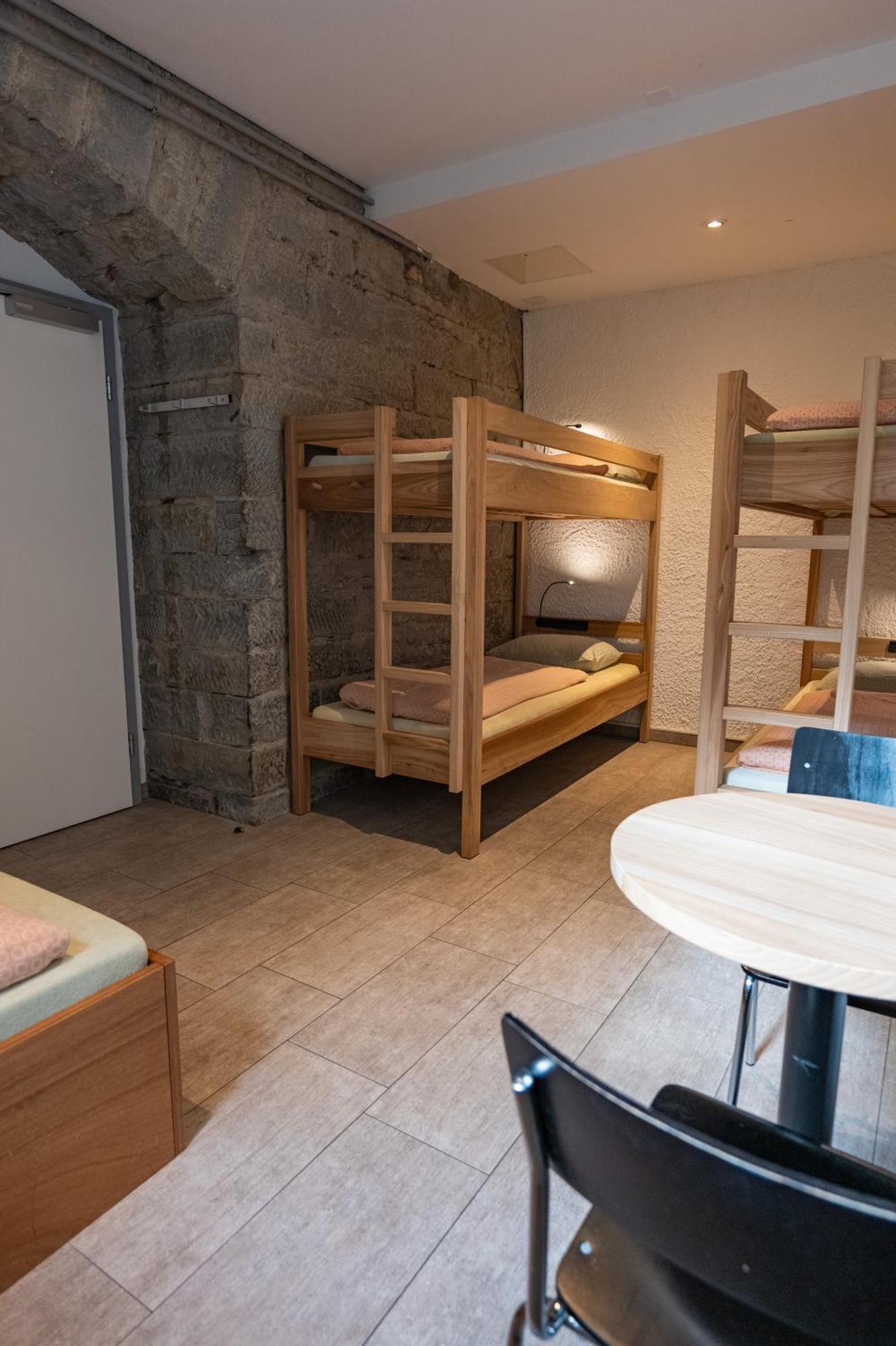 Kreuzlingen Youth Hostel Bagian luar foto