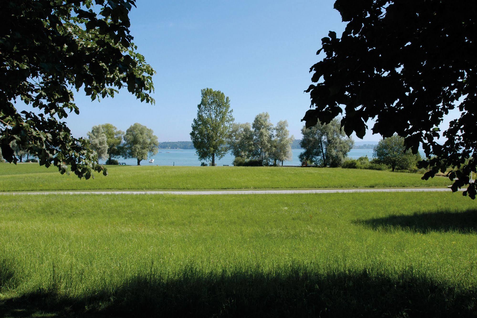 Kreuzlingen Youth Hostel Bagian luar foto